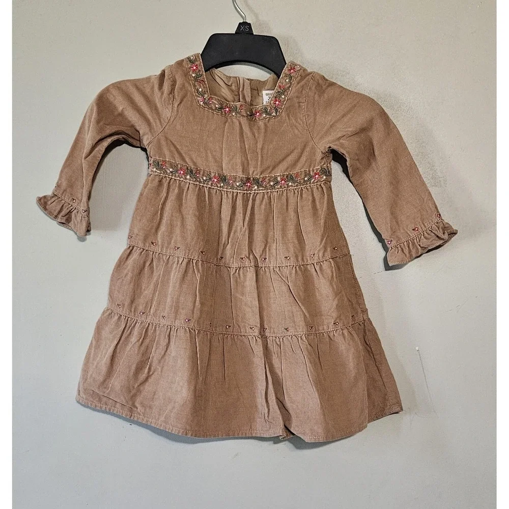 💜🩷Gils Dress Original‎ Gap Garment Embroidery Flowers Size 2Y🩷❤️